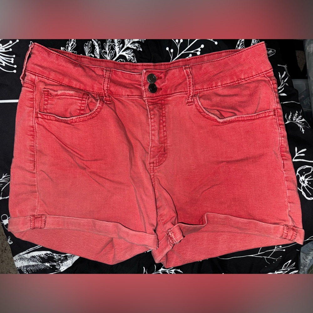 Stylish Salmon Shorts